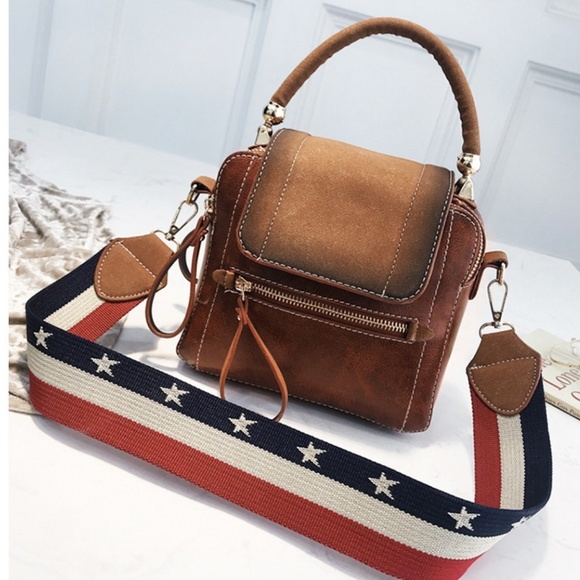 NEW KATE Tote Crossbody - Picture 4 of 7